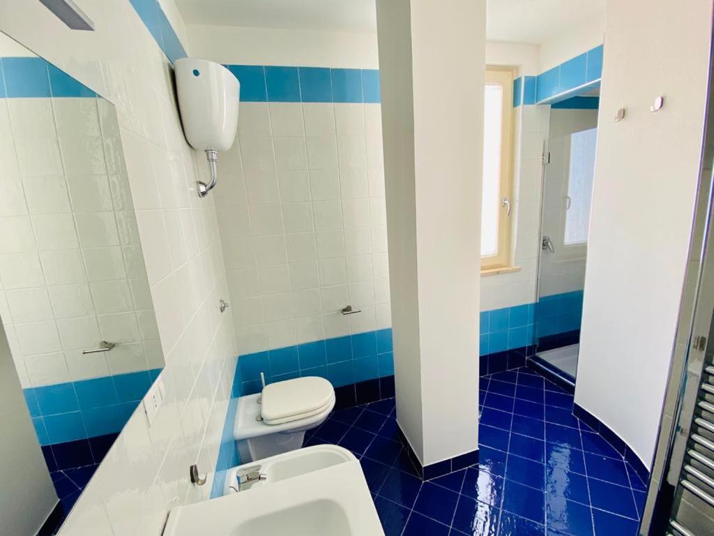 Sea View Apartment 5 Mt From The Beach Salerno Eksteriør billede